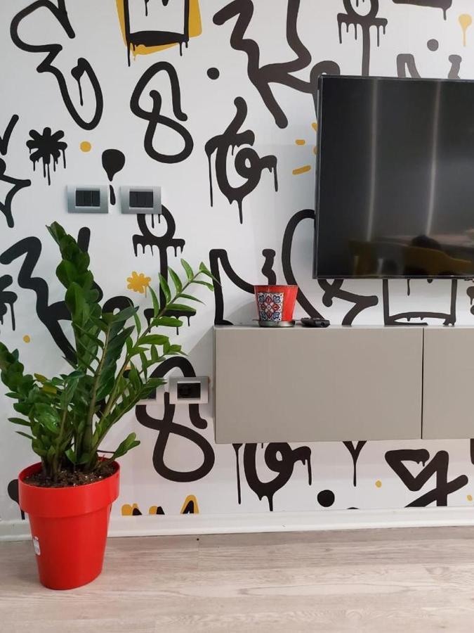 Helga'S Deluxe 3 Apartment 티라나 외부 사진
