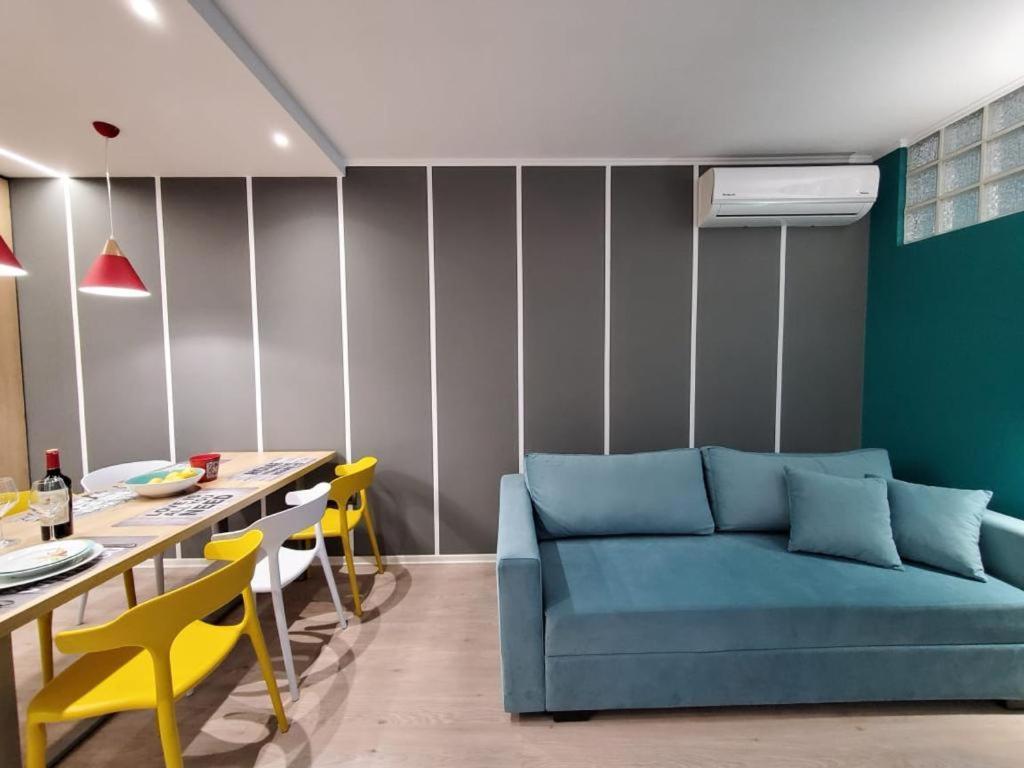 Helga'S Deluxe 3 Apartment 티라나 외부 사진